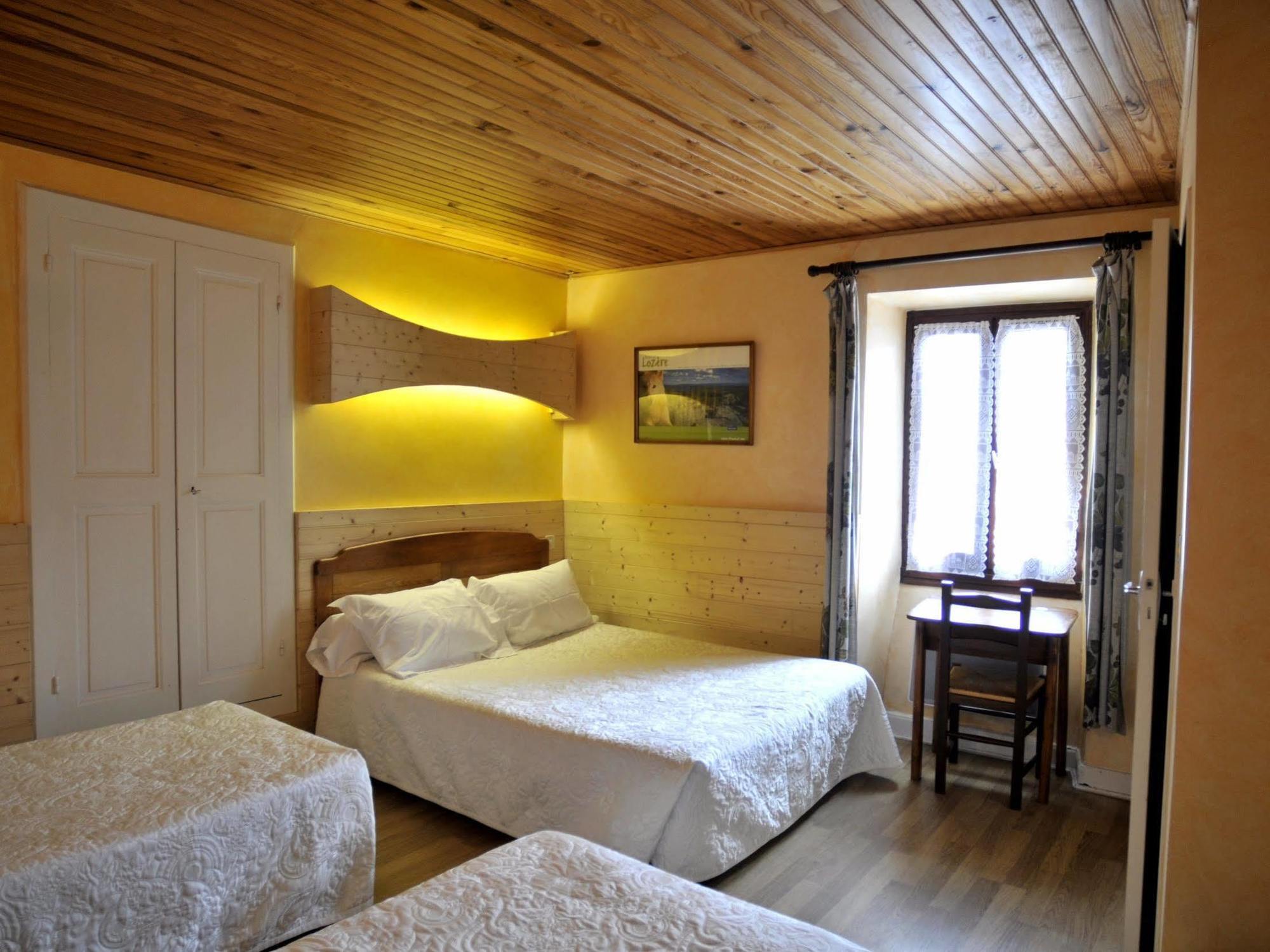 Logis Hotel Restaurant La Remise Le Bleymard Εξωτερικό φωτογραφία